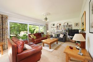 Sitting Room- click for photo gallery